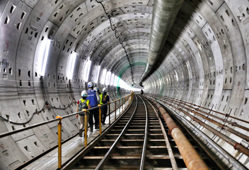 Bên trong Metro Số 1, đoạn ngầm tại trung tâm Sài Gòn